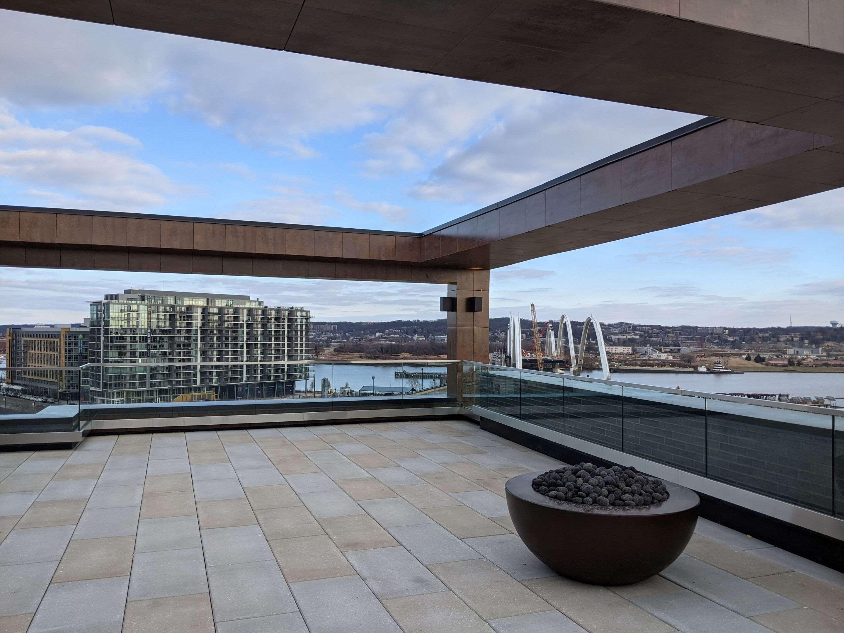 Cambria Hotel Washington Dc Navy Yard Riverfront Bagian luar foto