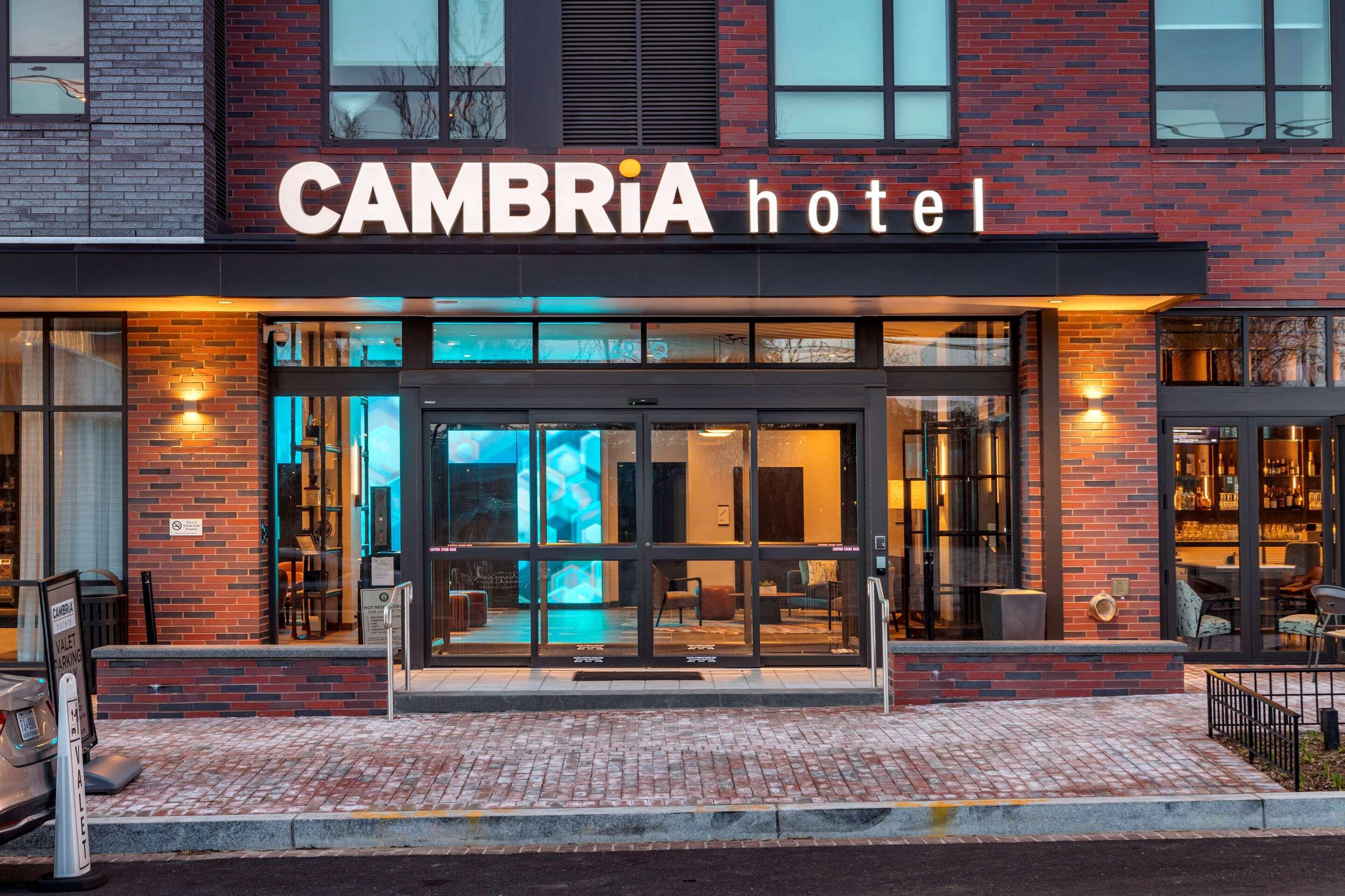 Cambria Hotel Washington Dc Navy Yard Riverfront Bagian luar foto
