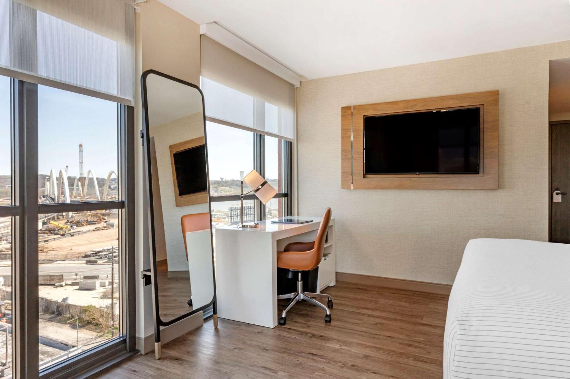 Cambria Hotel Washington Dc Navy Yard Riverfront Bagian luar foto