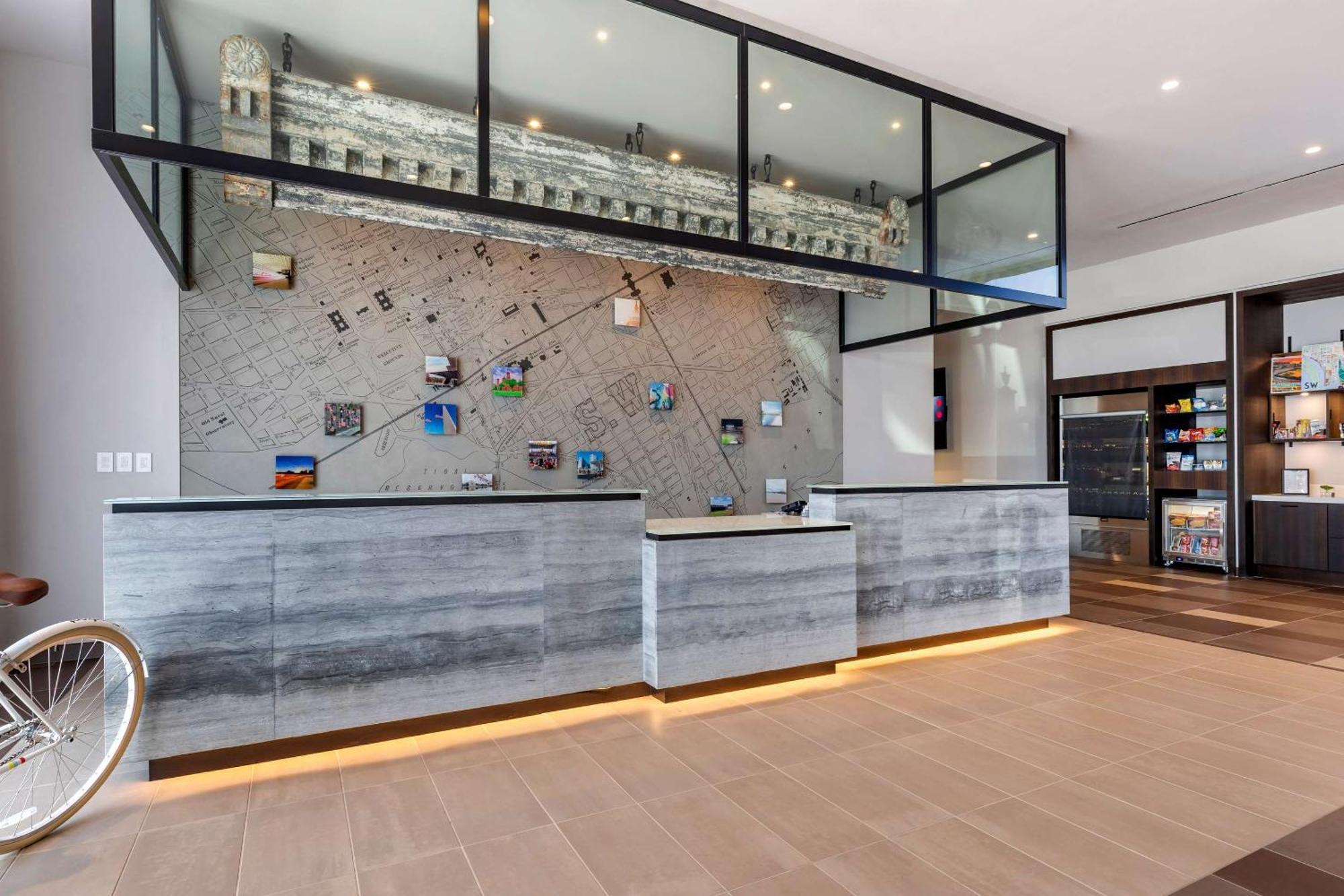 Cambria Hotel Washington Dc Navy Yard Riverfront Bagian luar foto