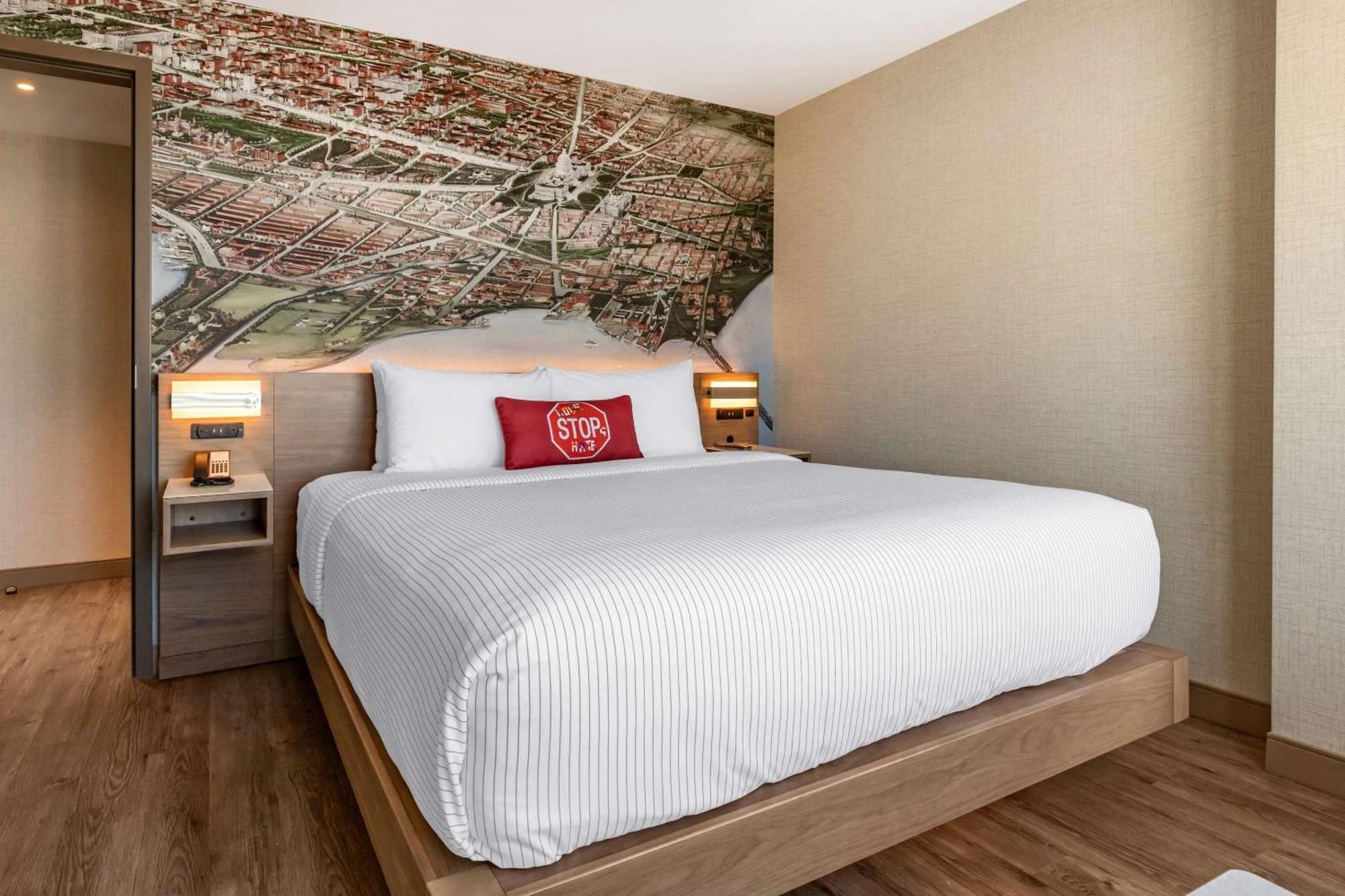 Cambria Hotel Washington Dc Navy Yard Riverfront Bagian luar foto