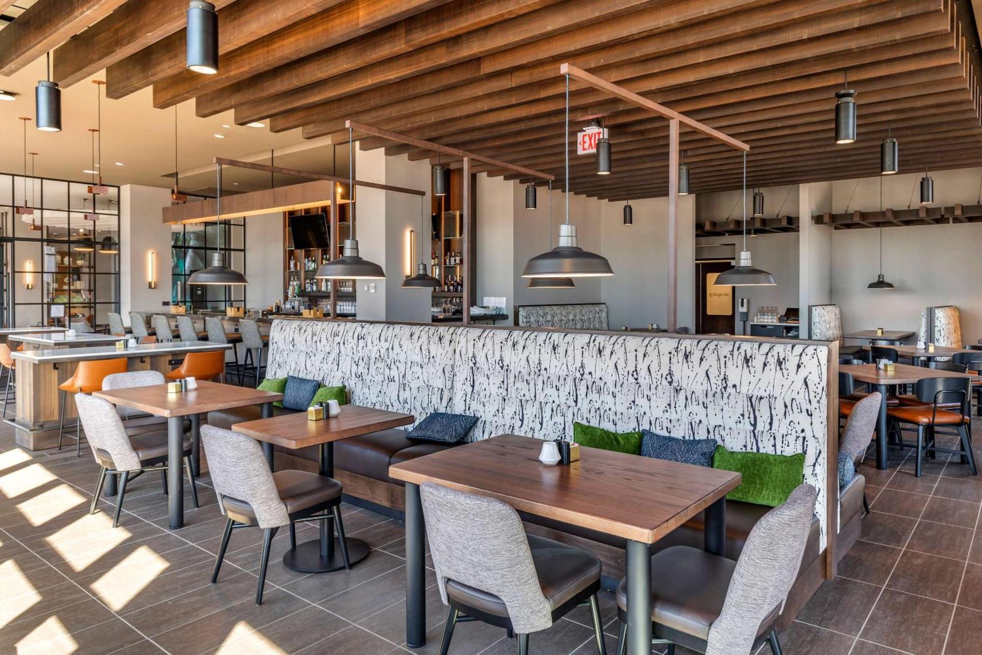 Cambria Hotel Washington Dc Navy Yard Riverfront Bagian luar foto
