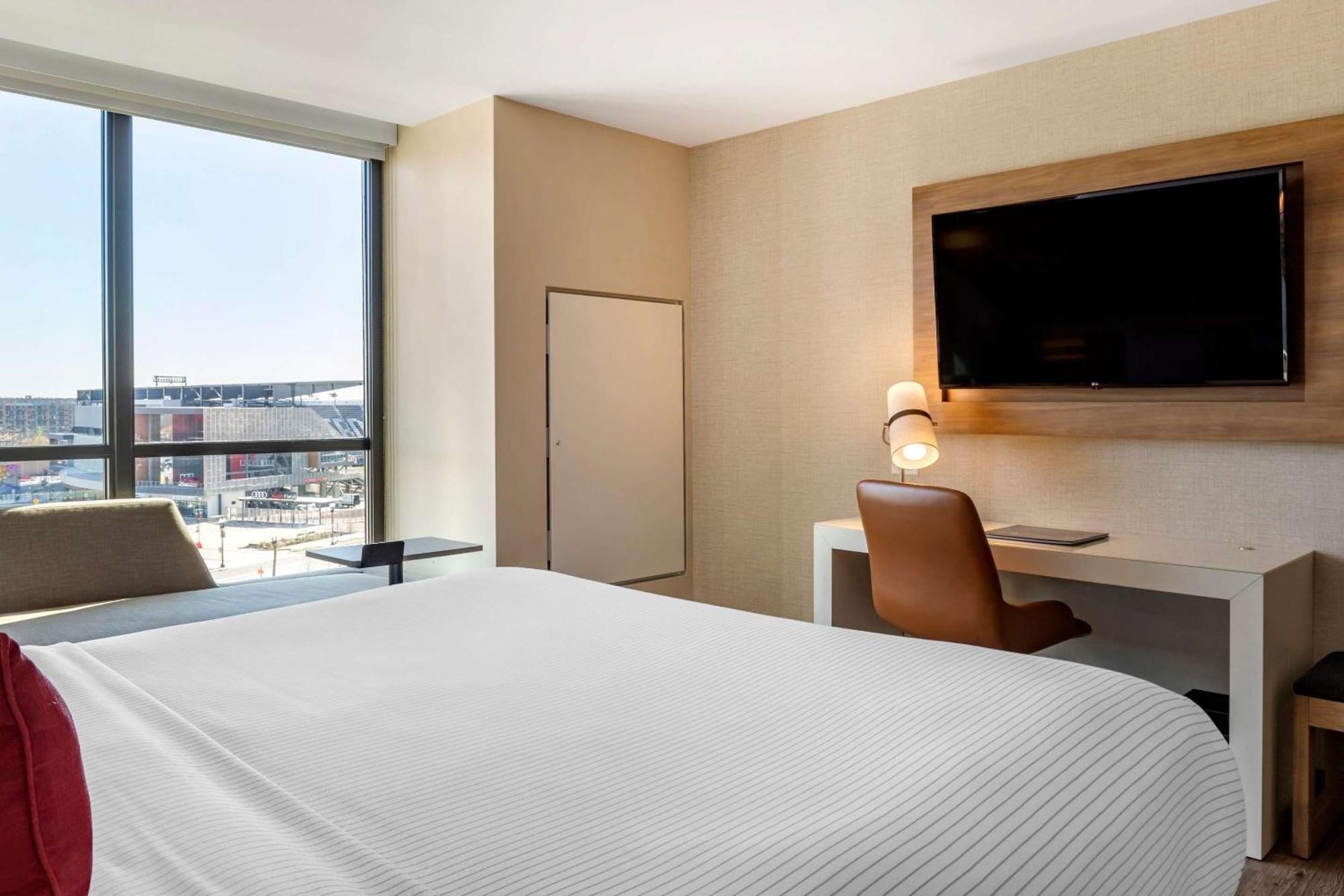 Cambria Hotel Washington Dc Navy Yard Riverfront Bagian luar foto
